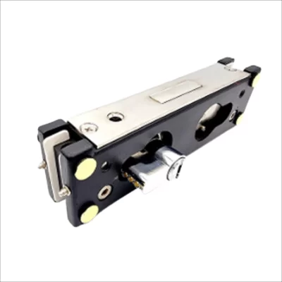 Center Patch Lock With Key Body